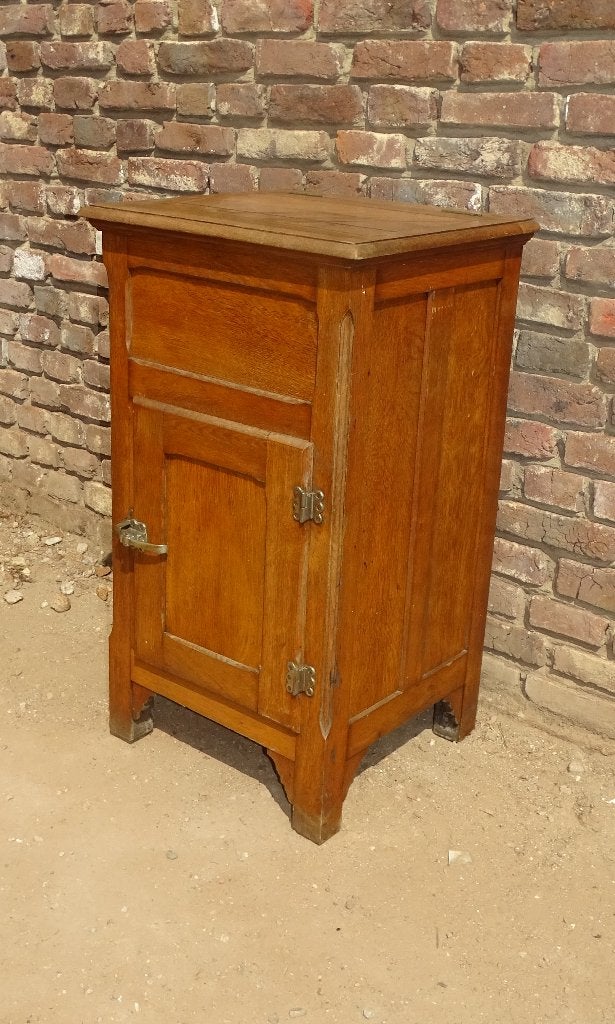 oude eikenhouten kast, Ophalen