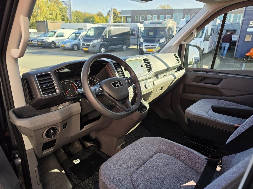 Knaus BoxDrive 680 ME Off Grid, Bom vol, Lithium,Zonnepaneel, Caravans en Kamperen, Buscamper of Camperbus, Elektrische ramen