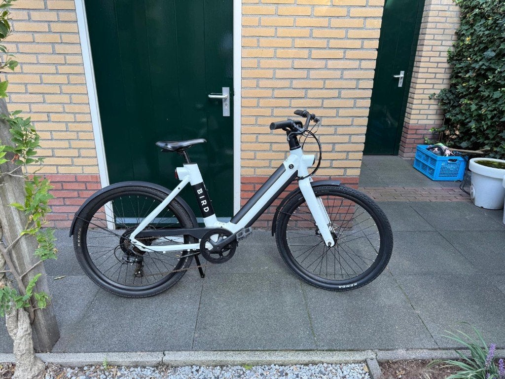 BIRD BIKE Dames E-bike - Wit - Met storing, Fietsen en Brommers, Minder dan 30 km per accu, Gebruikt, 47 tot 51 cm, Ophalen