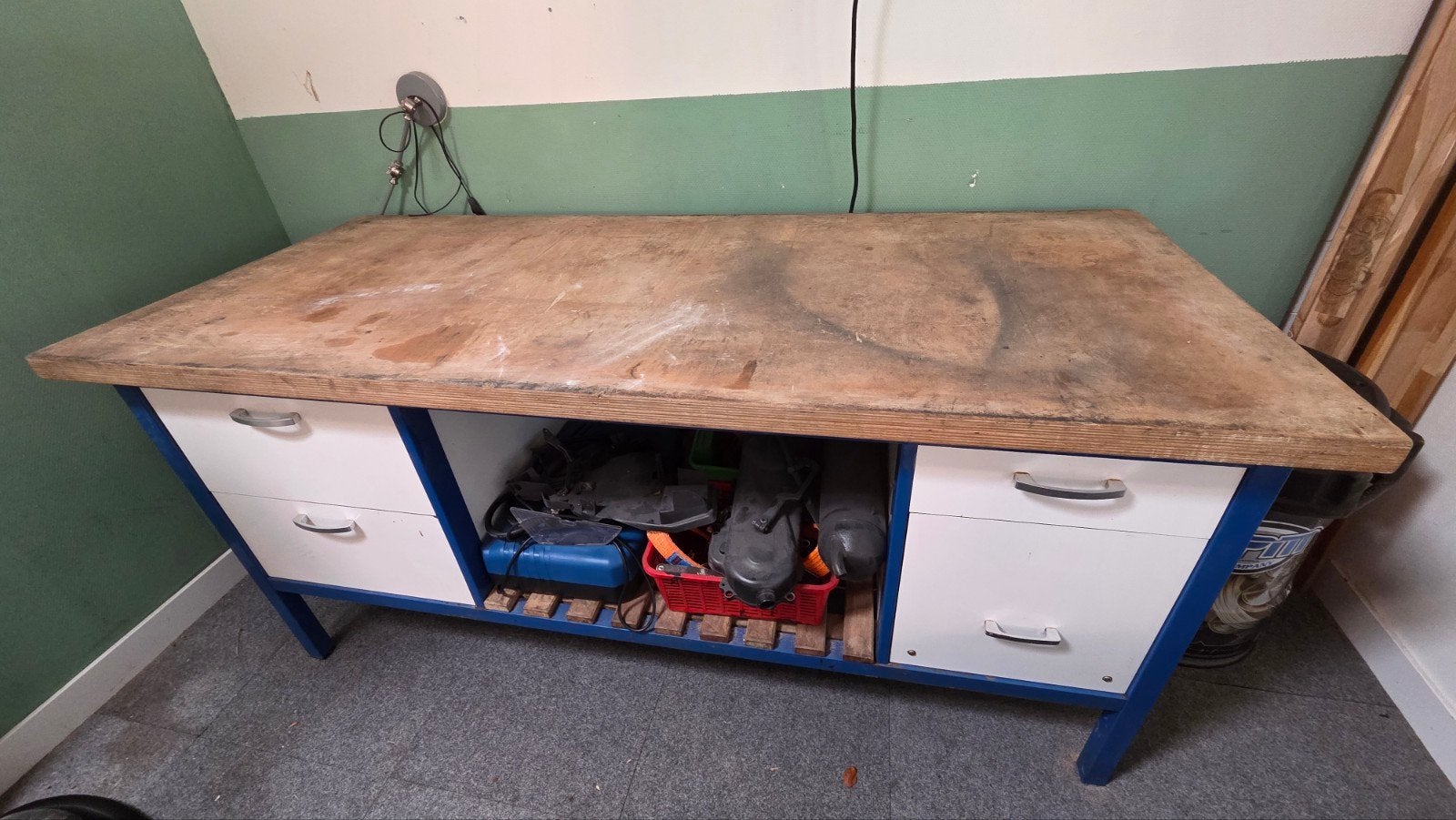 Zware Werkbank /  Werktafel 190x80 zwaar, Doe-het-zelf en Verbouw, Werkbanken, Ophalen of Verzenden
