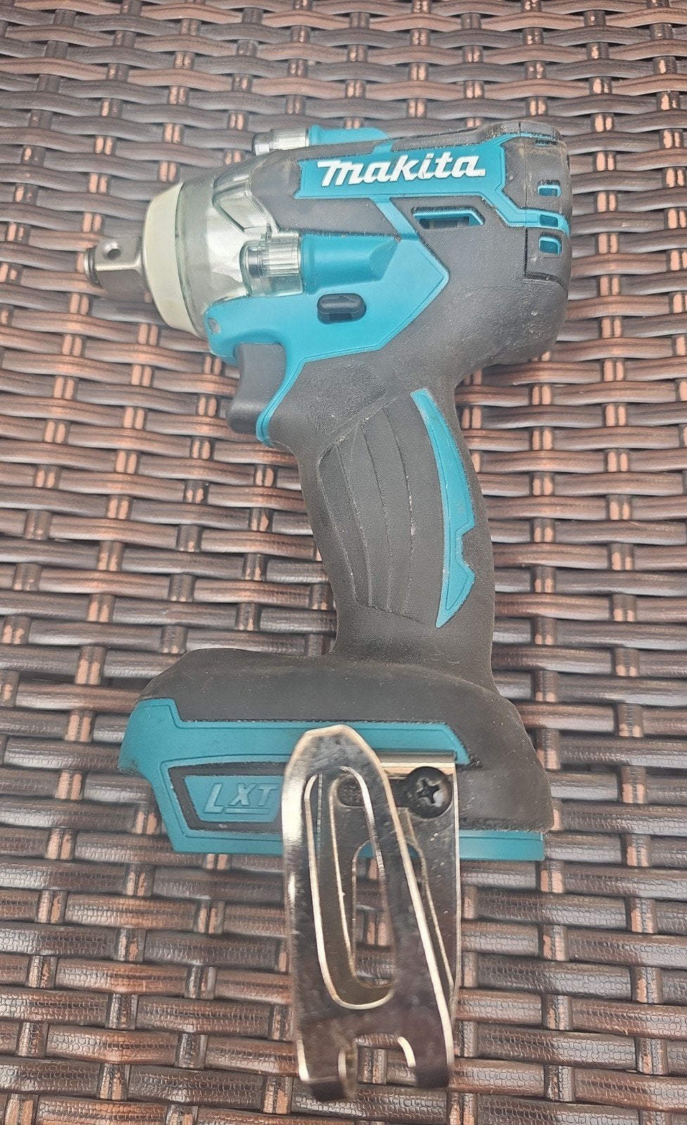 Makita DTW285 18V Accu Slagmoersleutel - 3x gebruikt, Ophalen of Verzenden, Gebruikt, Overige typen