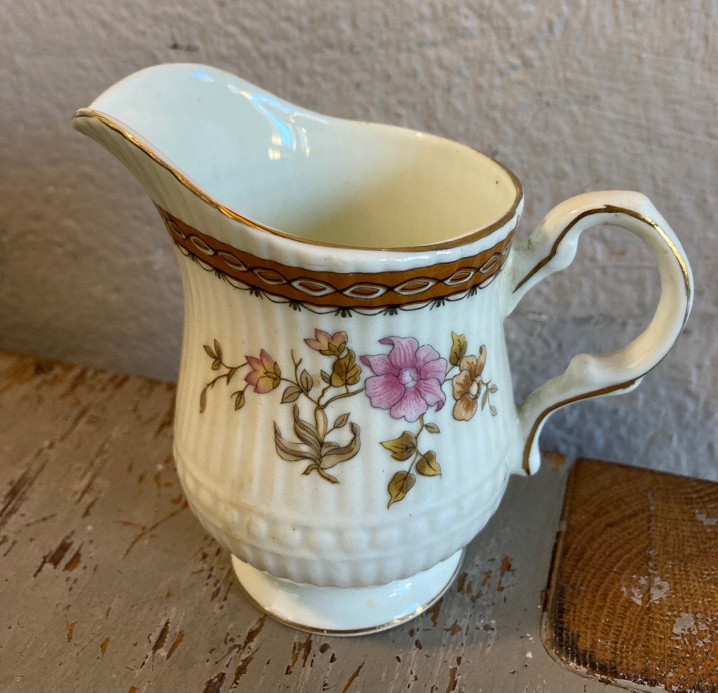 Antiek boho brocante porselein kannetje Balmoral Castle Bone, Ophalen of Verzenden