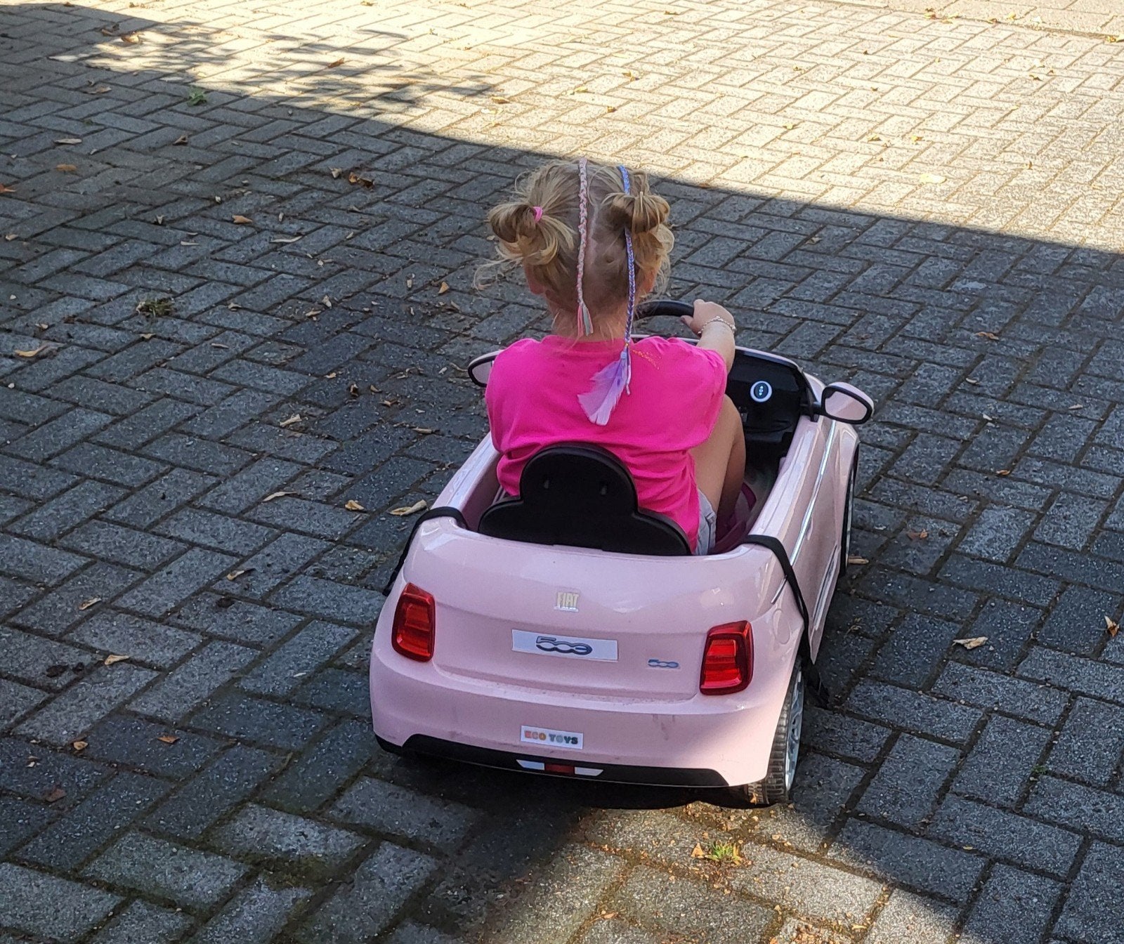 roze fiat accu auto, Ophalen, Zo goed als nieuw