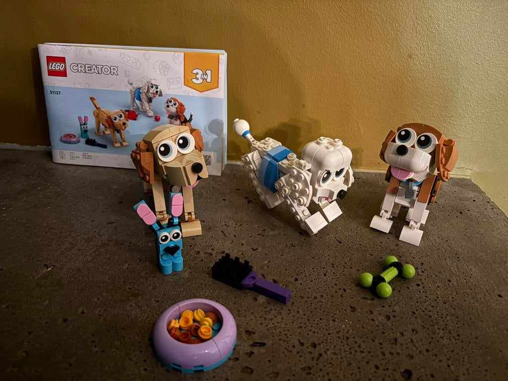 LEGO 31137 Hondjes met boekje, Ophalen of Verzenden, Zo goed als nieuw
