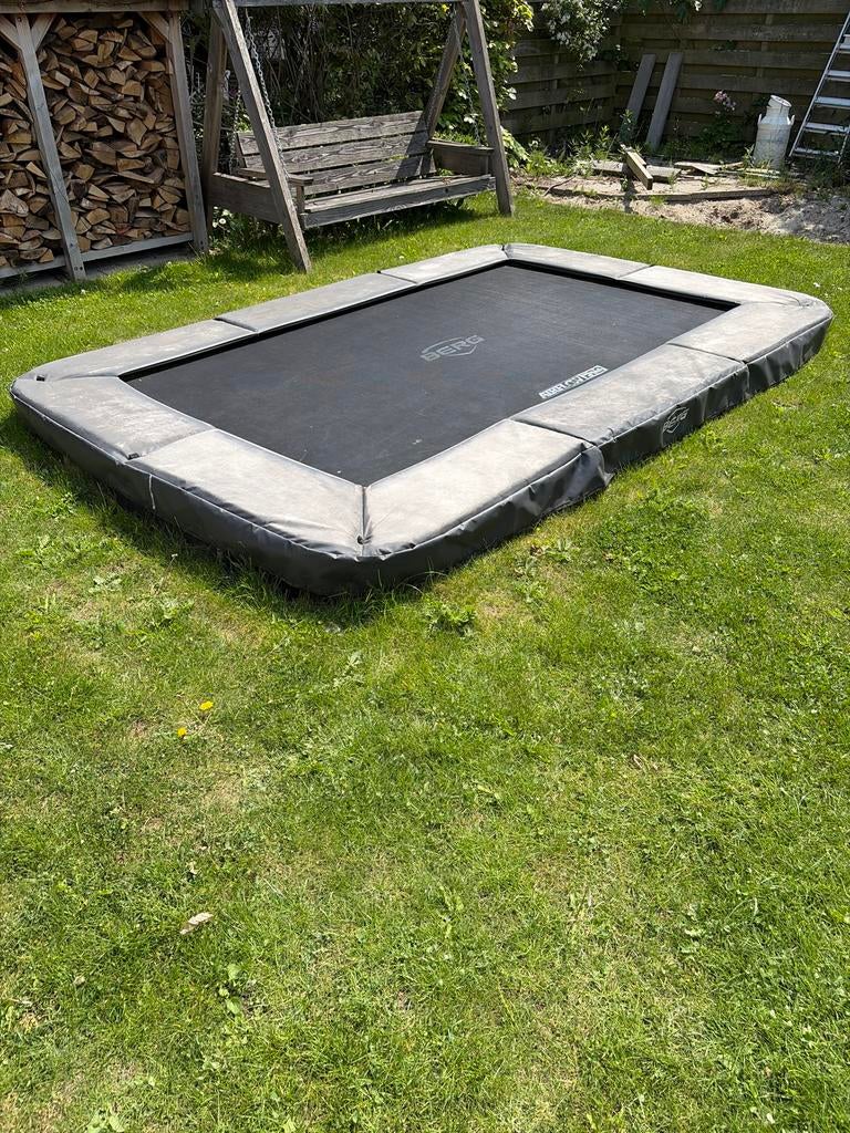 BERG Ultim AirFlow Pro trampoline 330 x 220 cm, Ophalen, Zo goed als nieuw