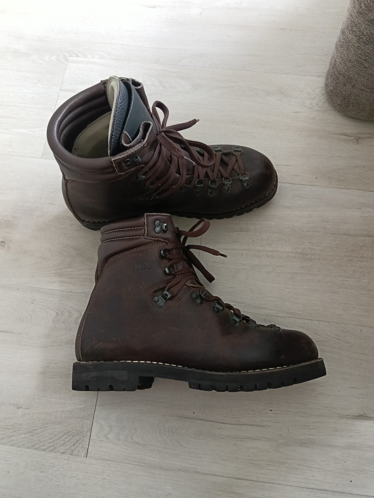 Meindl Perfekt Juchtenleer Vibram wandelschoen bergschoenen, Kleding | Heren, Schoenen, Bruin, Ophalen of Verzenden, Zo goed als nieuw