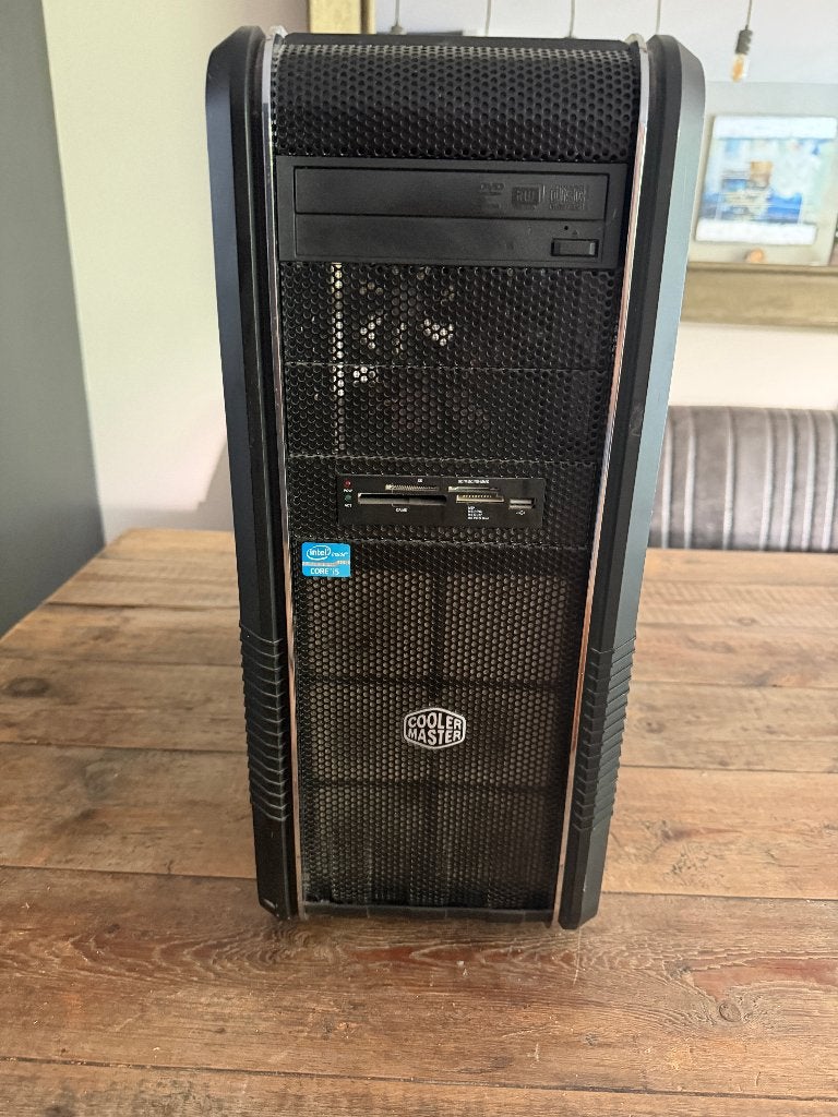 Behuizing voor game pc, Ophalen, Gebruikt, Onbekend