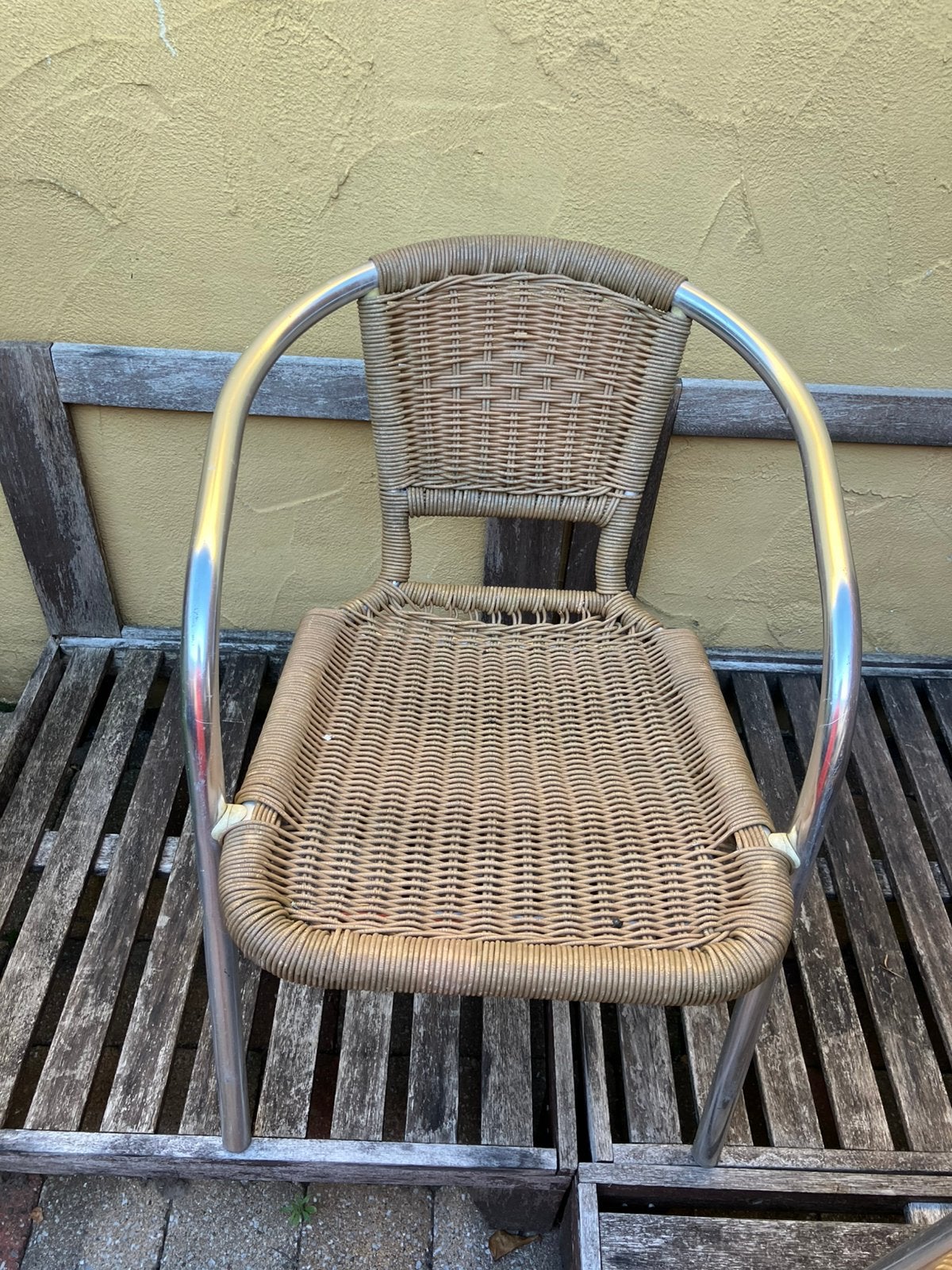 4  terrasstoelen aluminium rotan/ wicker, Ophalen, Gebruikt, Aluminium, Stapelbaar