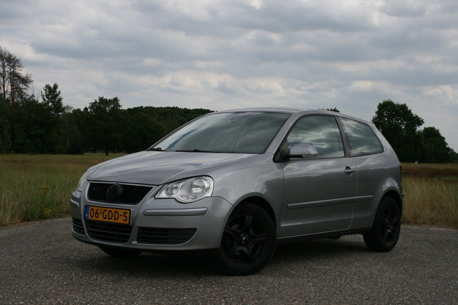 Volkswagen Polo 1.4 16V 59KW 2008 Grijs, Voorwielaandrijving, Stof, 40 €/maand, 4 cilinders