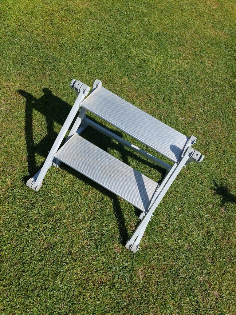 Duckdalf caravan trapje - 2 treden, 65,5 cm breed, Caravans en Kamperen, Kampeeraccessoires, Ophalen