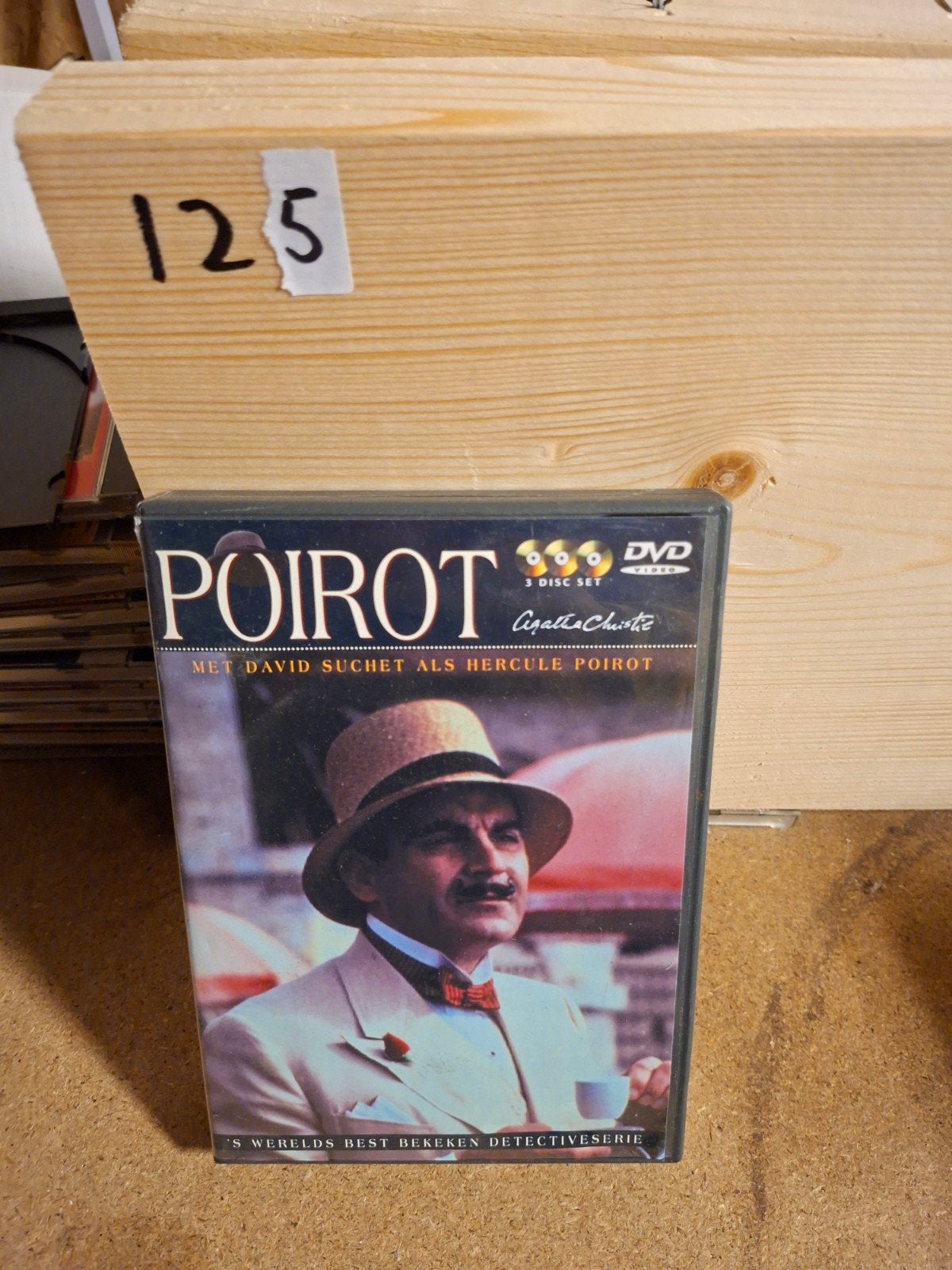 Agatha Christie's Poirot - 3 Disc Set DVD, Gebruikt, Alle leeftijden, Ophalen of Verzenden, Detective en Krimi