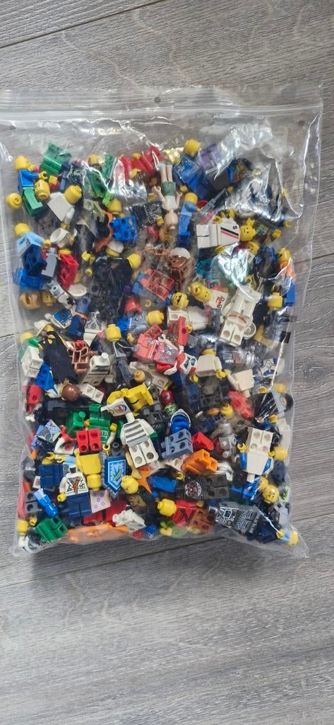 Grote partij lego poppetjes, Kinderen en Baby's, Speelgoed | Duplo en Lego, Gebruikt, Overige thema's, Lego, Ophalen of Verzenden