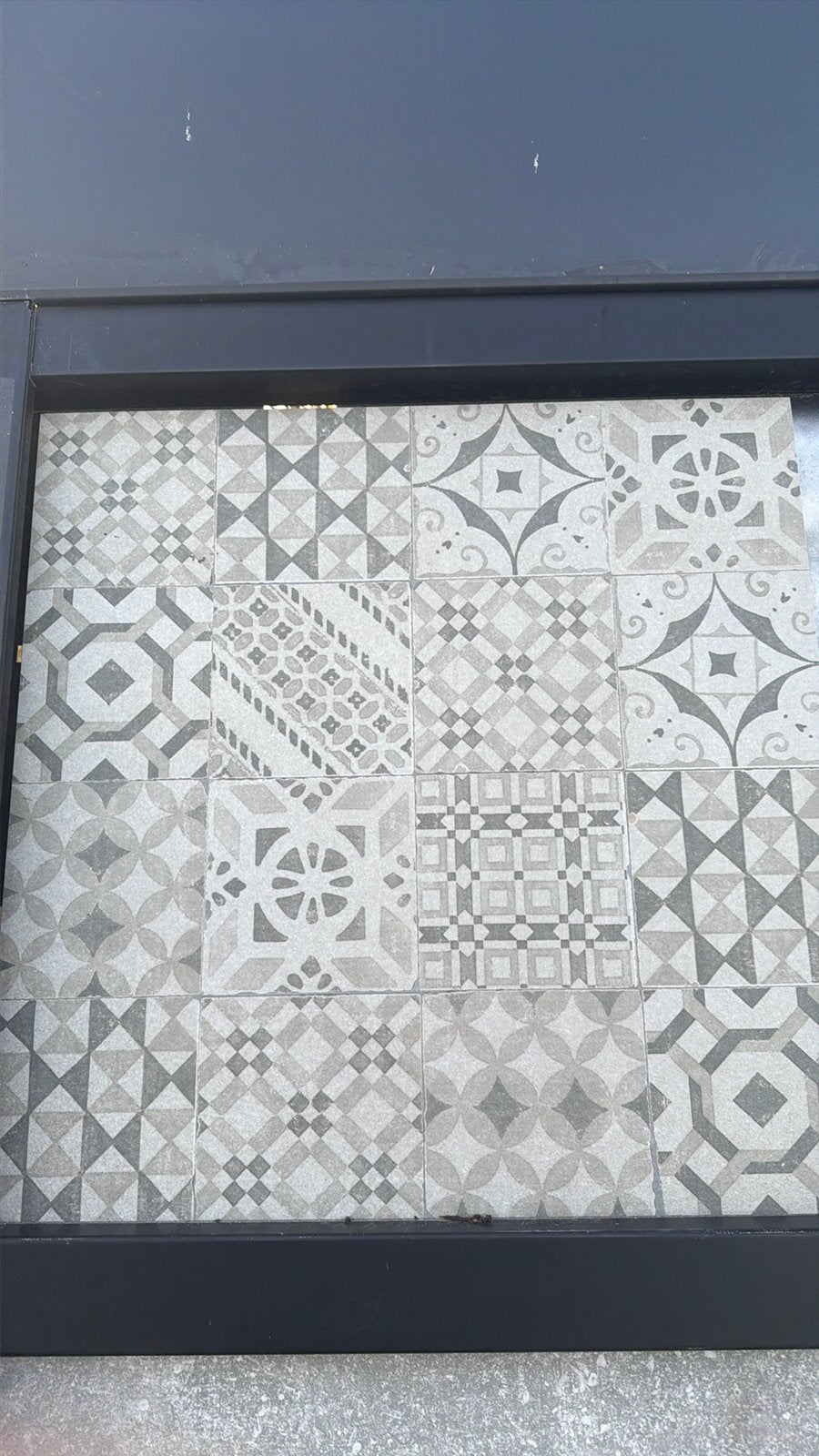 Tekoop keramische tegels in 60x60x1.8 cm nieuw €29 per m2, Ophalen of Verzenden, Nieuw, Keramiek, 10 m² of meer