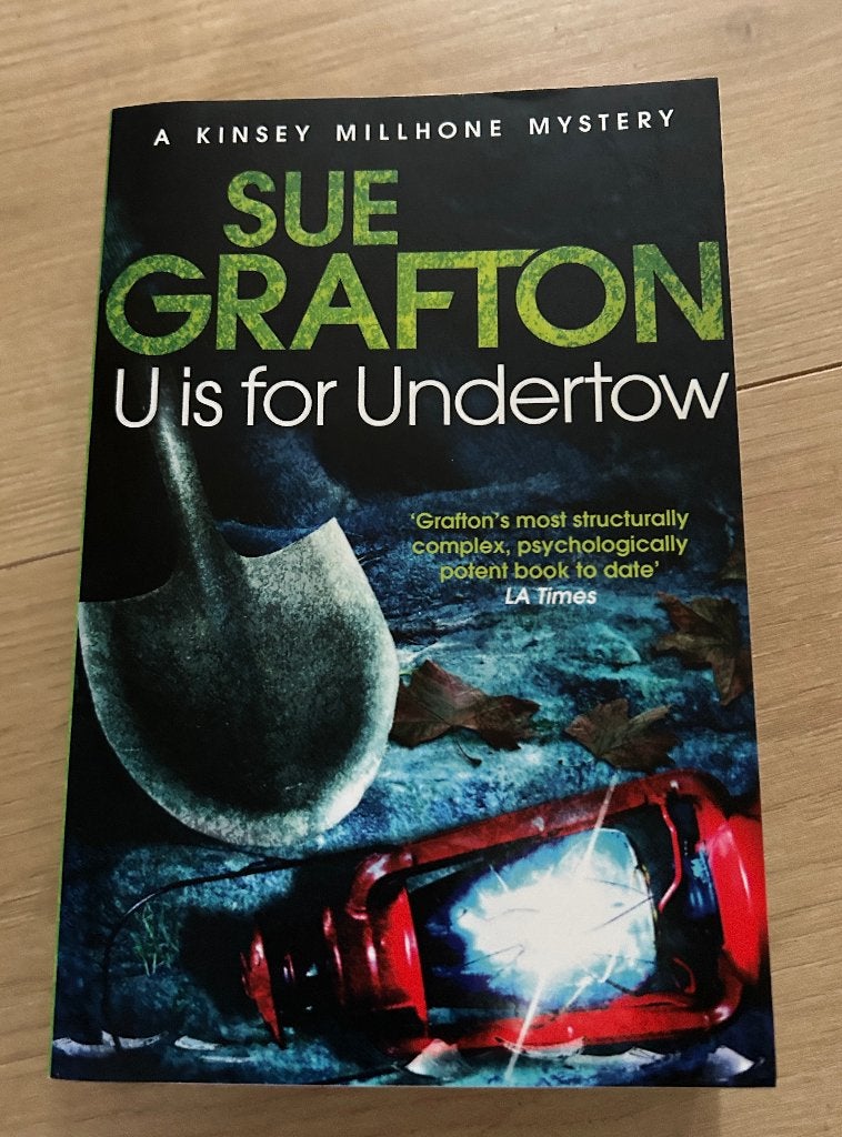 Sue Grafton - U is for Undertow Paperback Engels Kinsey M., Verzenden, Zo goed als nieuw, Sue Grafton