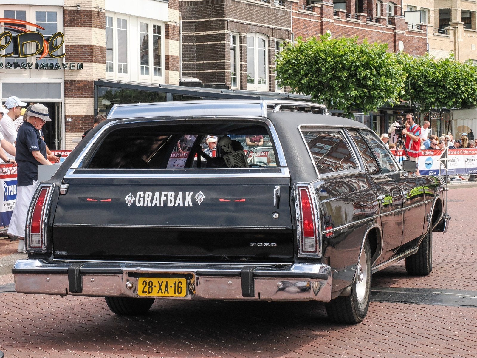 Gevraagd een afneembare trekhaak ford ltd wagon 1978, Ophalen, Ford