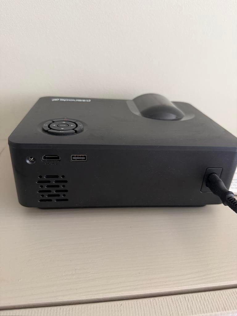 Spoused Beamer SP922, als nieuw!!!, Audio, Tv en Foto, Beamers, Ophalen of Verzenden, Zo goed als nieuw, Full HD (1080), Spoused