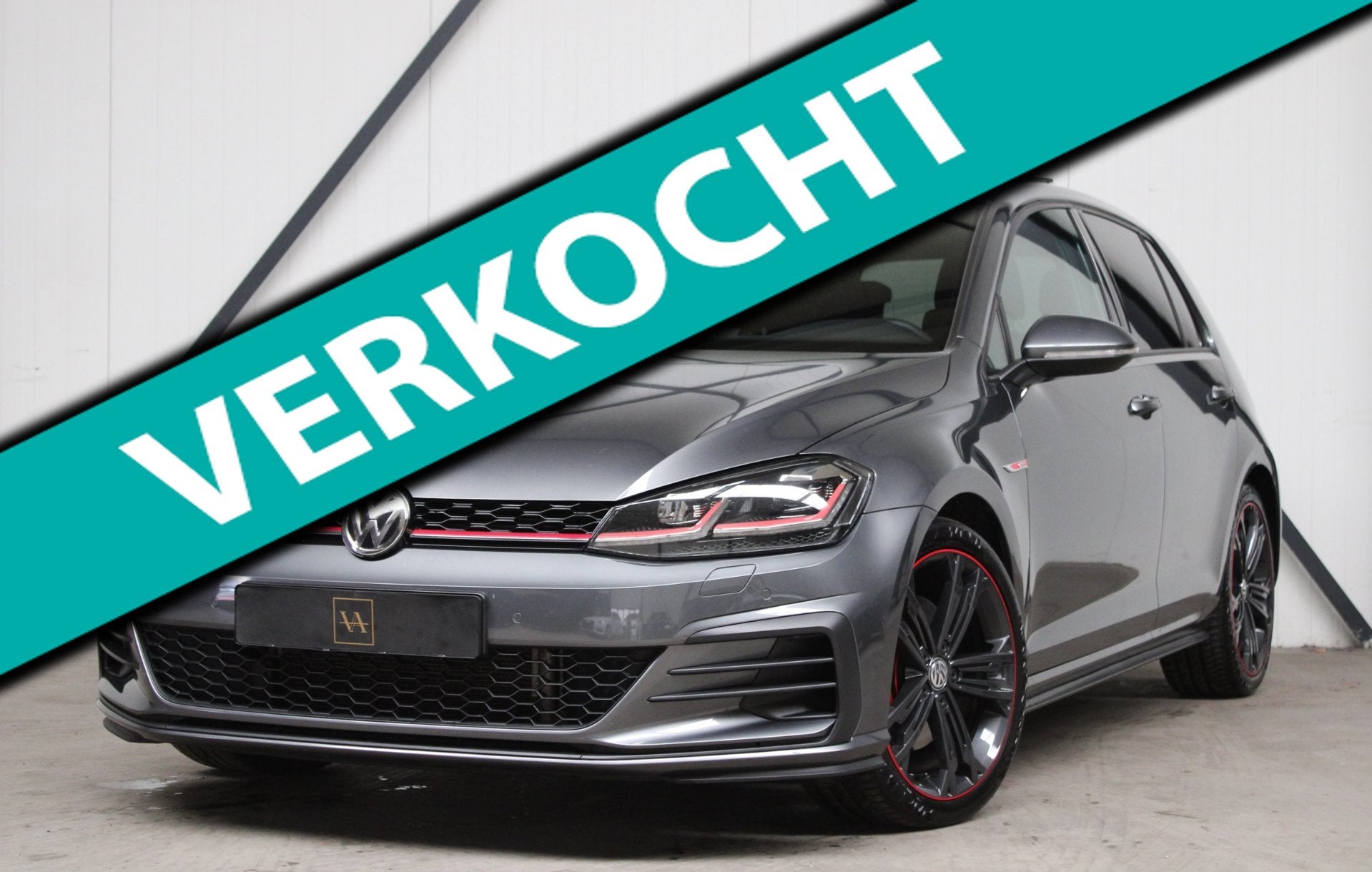 Volkswagen Golf 2.0 TSI GTI l Panoramdak l Virtual l Matrix, Stof, Zwart, 1984 cc, Origineel Nederlands