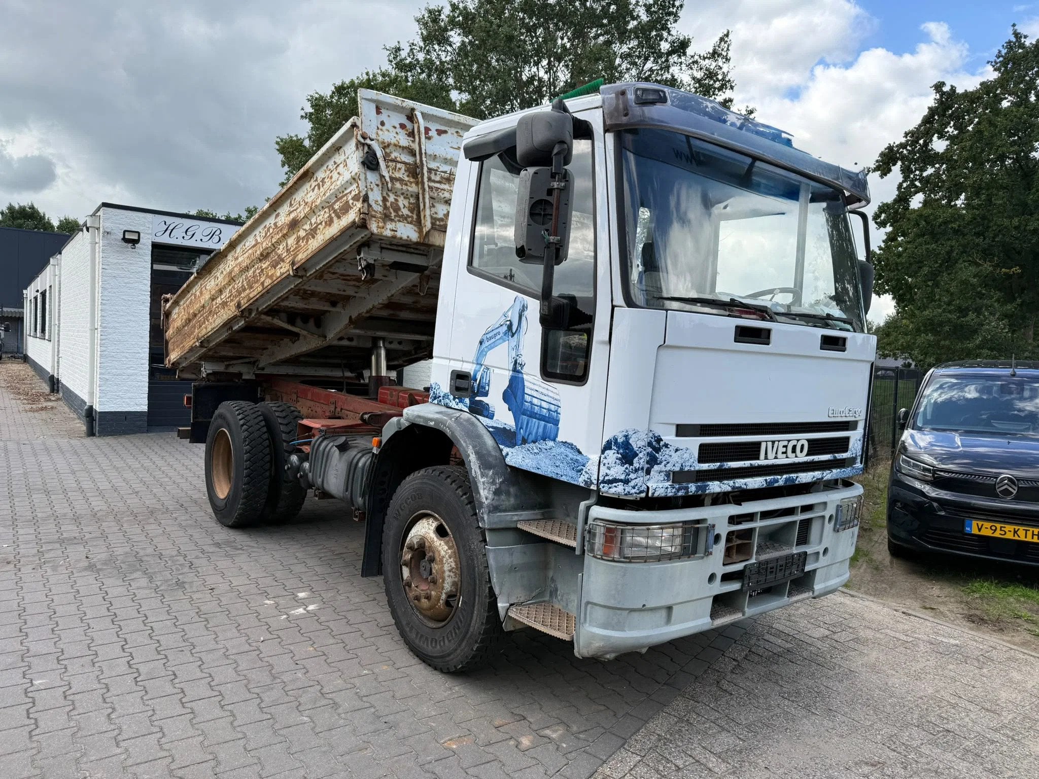 Iveco EuroCargo ML 150E27 Kipper (bj 2001), Iveco, Wit, Bedrijf, Diesel