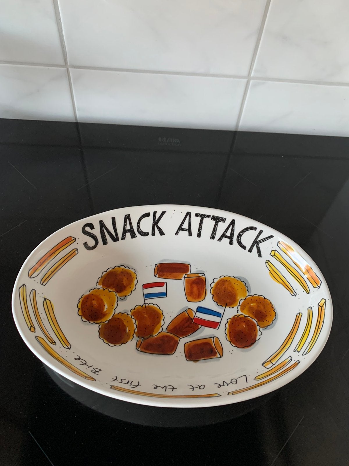 Blond  snackschaal attack, Ophalen of Verzenden