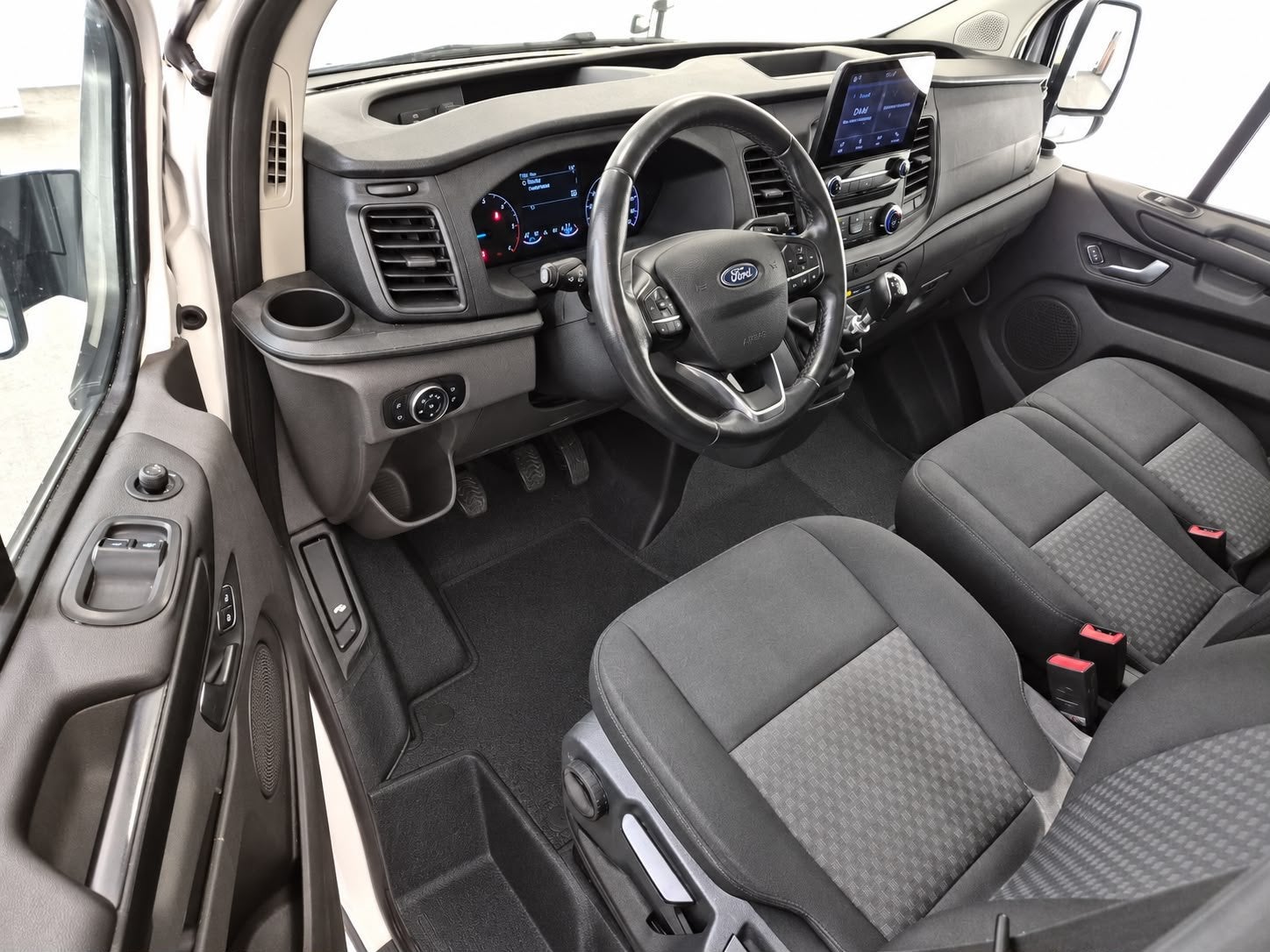 Ford Transit Custom 320 2.0 TDCI L2H1 | Raptor edition | Car, Auto's, Voorwielaandrijving, 4 cilinders, 2800 kg, Wit