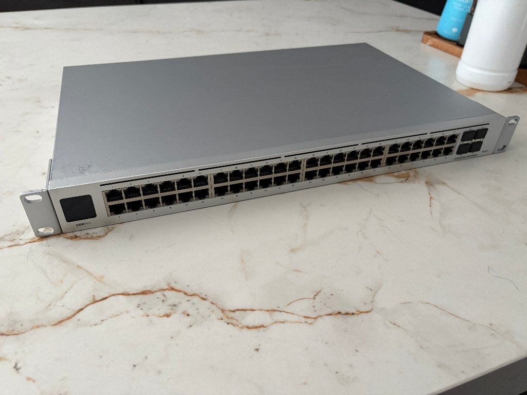 Unify USW Pro 48, Ophalen, Gebruikt