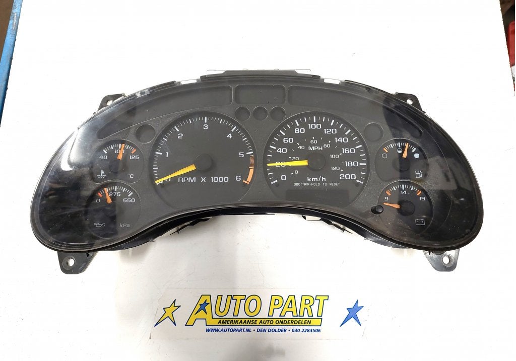 Chevrolet Blazer S10/T10 2000-2005 dashboard klok, Auto-onderdelen, Gebruikt, Info@gm.com, Ophalen of Verzenden, P.O. BOX 33170 Detroit, MI 48232-5170