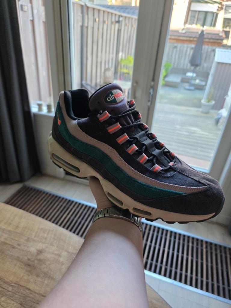 Nike Air Max 95 PRM Oil Grey/Bright Mango Mercari maat 46, Kleding | Heren, Schoenen, Ophalen of Verzenden, Zo goed als nieuw