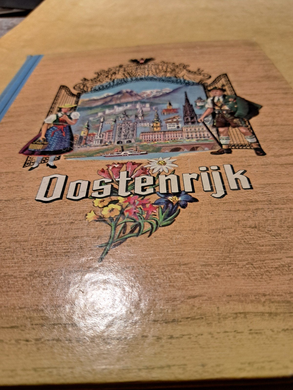 Oostenrijk Reisgids - Piet Bakker - Douwe Egberts, Boeken, Ophalen of Verzenden, Reisgids of -boek, Gelezen, Overige merken