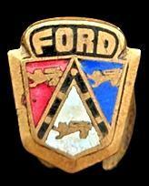 Ford auto knoop-speld- goudkleurig emaille, Verzenden, Nieuw, Transport, Speldje of Pin