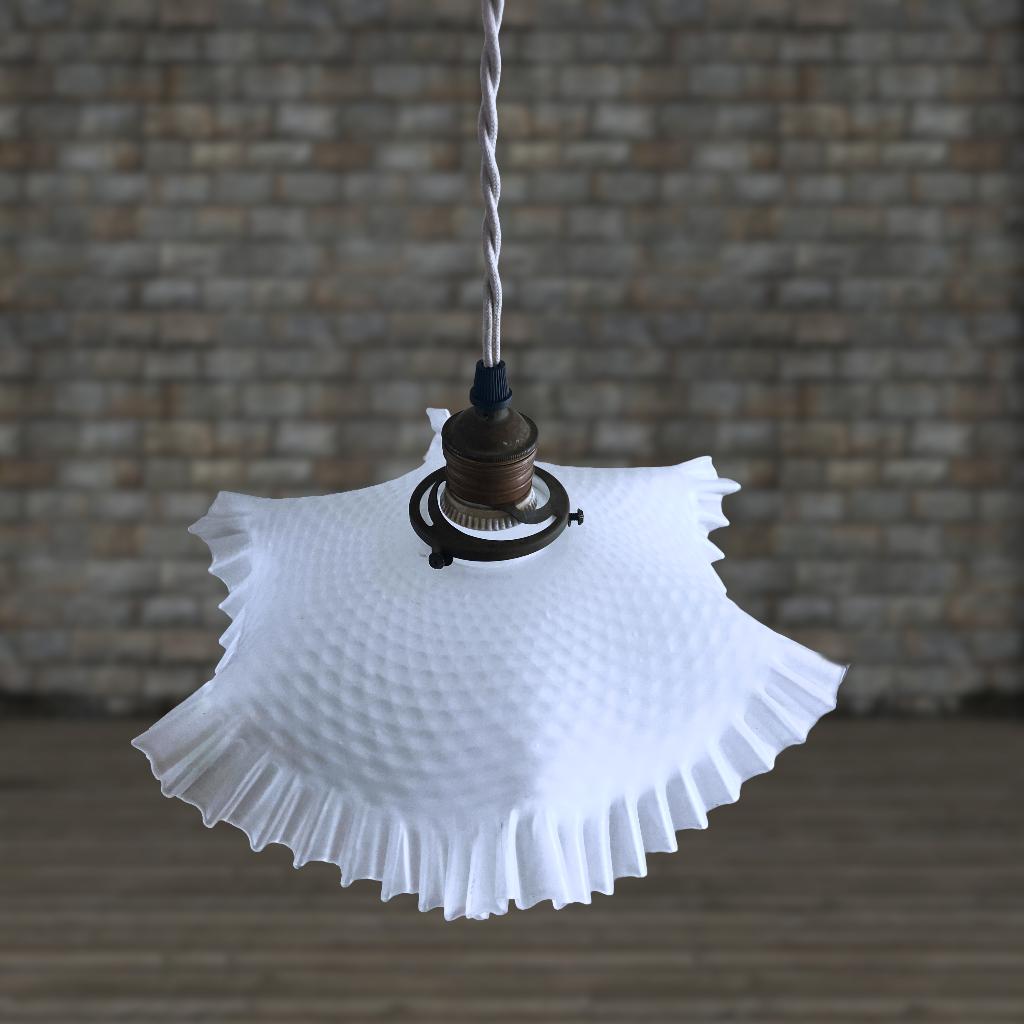 Antieke hanglamp Piecrust matglas, Antiek en Kunst, Ophalen of Verzenden