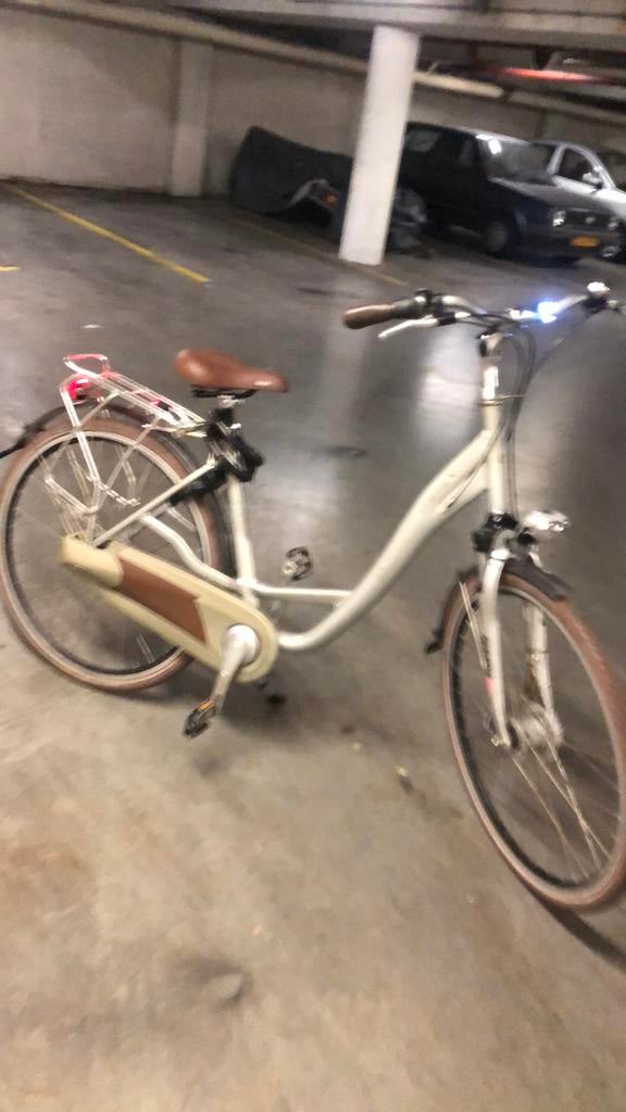 Te koop een mooie grijze damesfiets Curtis 28 inch, Fietsen en Brommers, Fietsen | Dames | Damesfietsen, Ophalen, Zo goed als nieuw