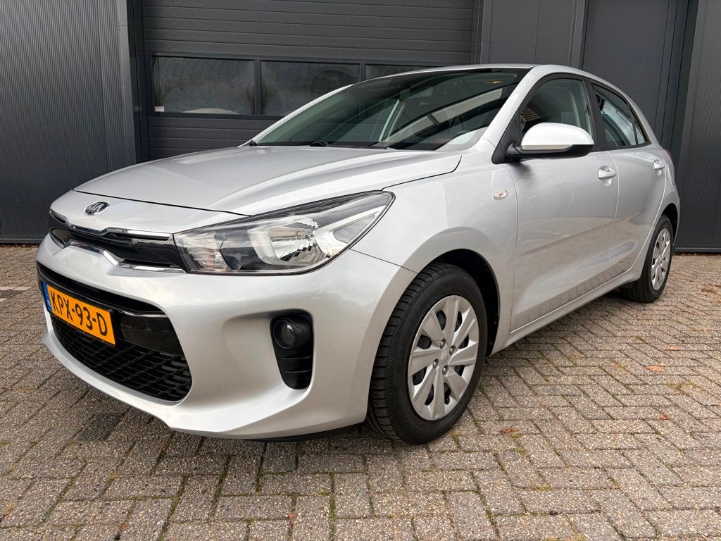 Kia RIO 1.2 CVVT ComfortPlusLine, Stoel+Stuurverw. PDC, Crui, 12 maanden, Gebruikt, Euro 6, 4 cilinders