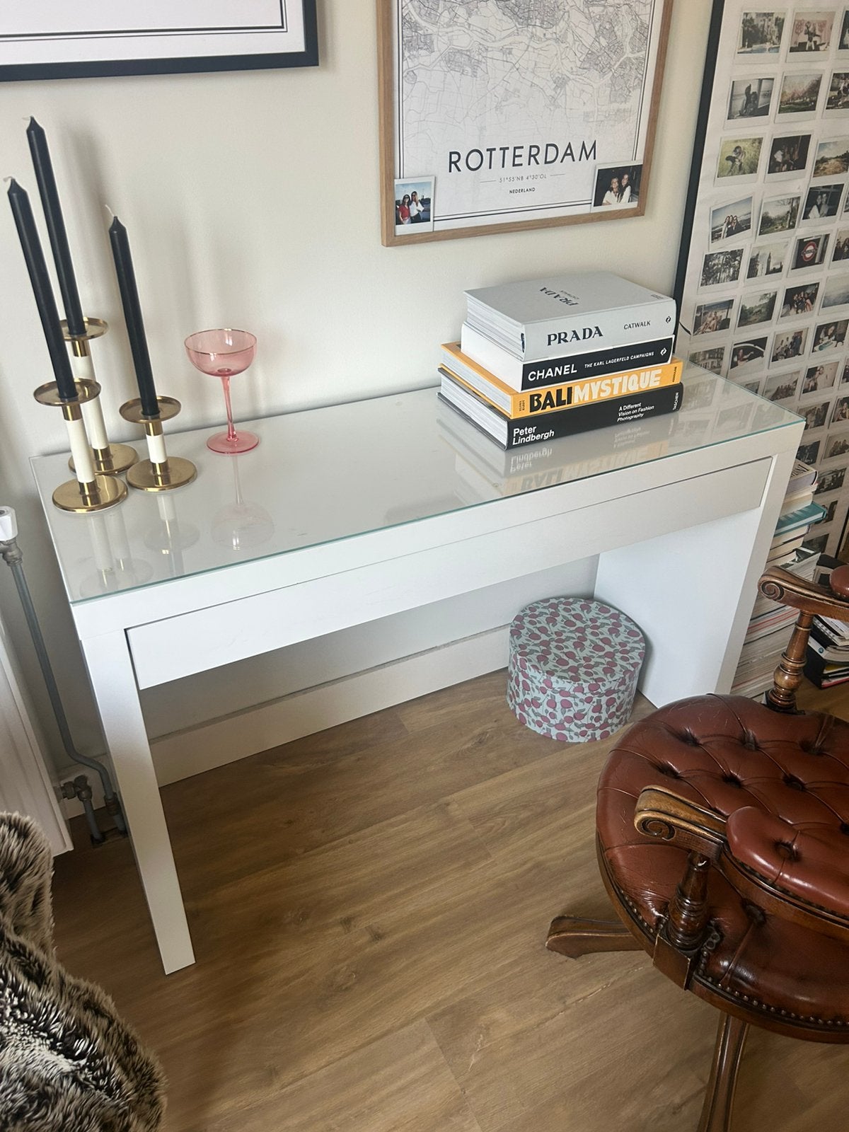 Malm ikea bureau, Huis en Inrichting, Bureaus, Ophalen, 120 cm, Hout, Schoolbureau