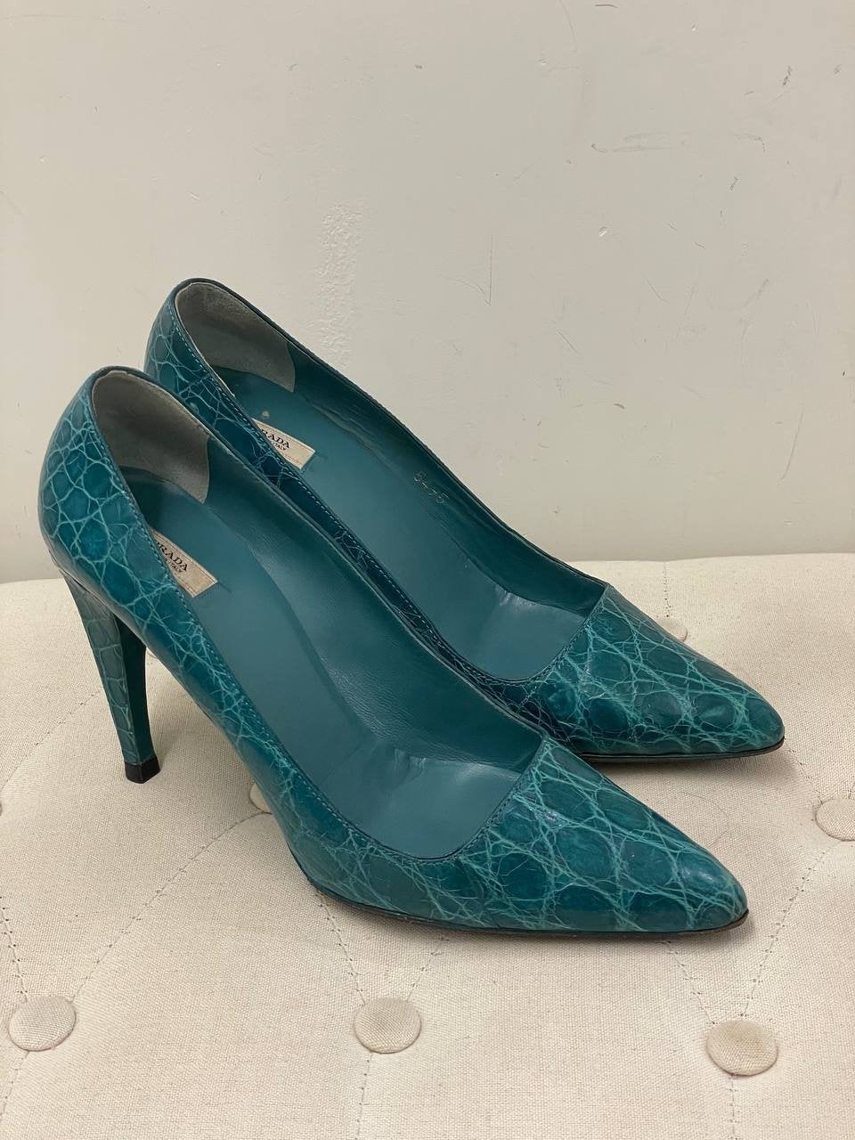 Prada Krokodillenprint Pumps - Maat 38.5, Kleding | Dames, Ophalen of Verzenden, Gedragen, Overige kleuren, Pumps