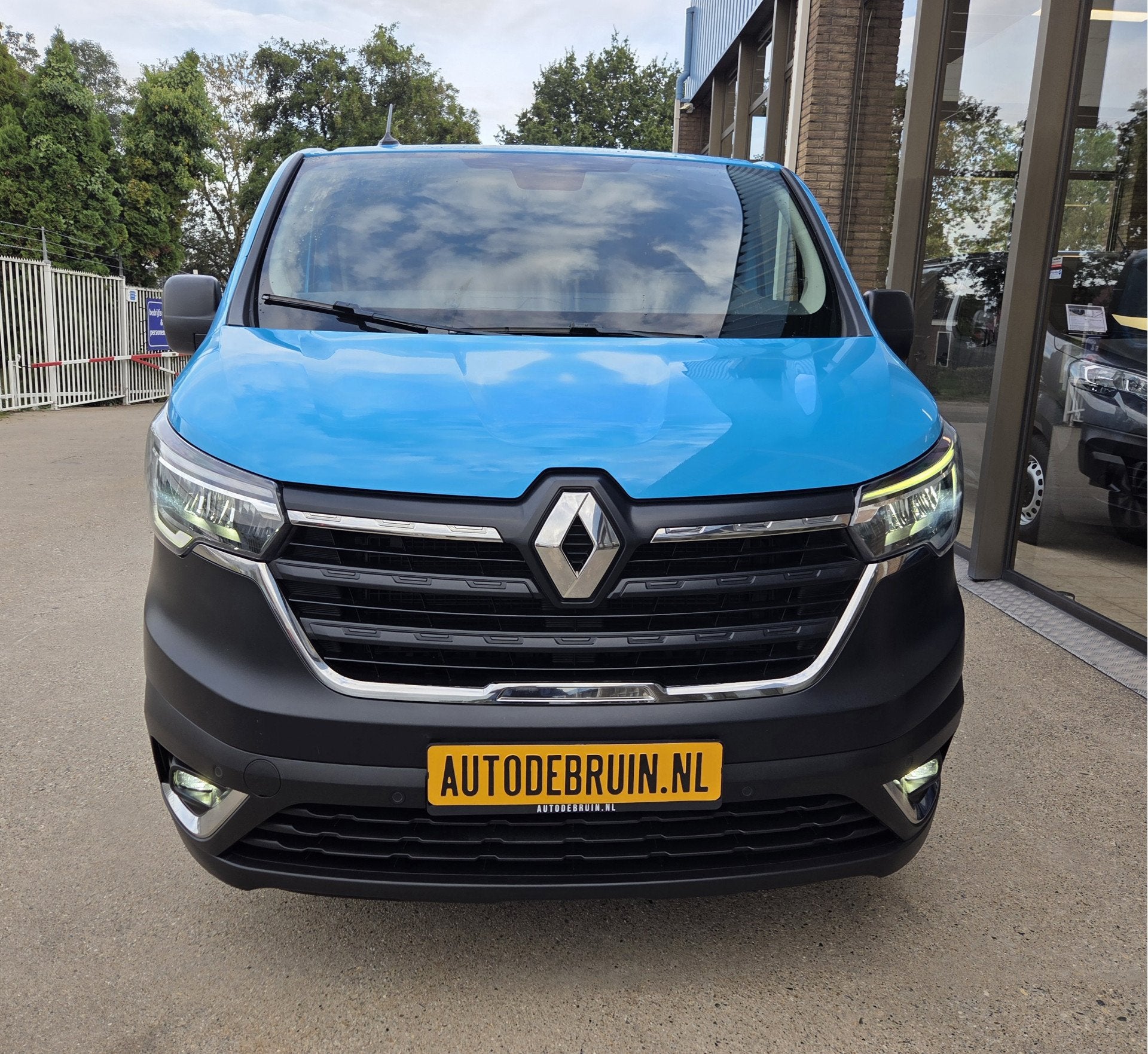 Renault Trafic 2.0 Blue dCi 150 Pk AUTOMAAT L2 Airco PDC Cru, Auto's, Stof, Gebruikt, 4 cilinders, Parkeersensor