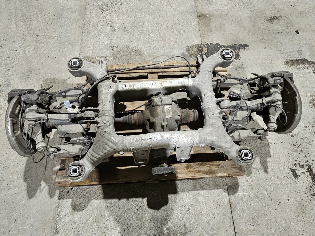 ACHTERAS / ACHTERBRUG BMW F10 F11, Auto-onderdelen, Ophanging en Onderstel, Niet ingevuld, Gebruikt, Niet ingevuld, Ophalen of Verzenden