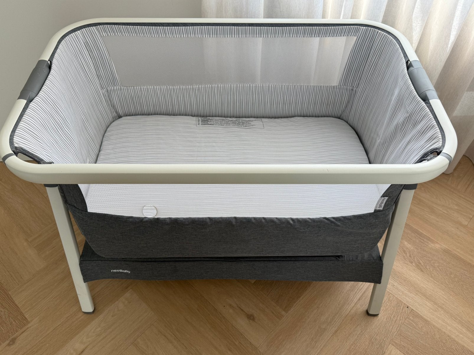 Mooie Neobaby wieg, Ophalen, Zo goed als nieuw, Wieg