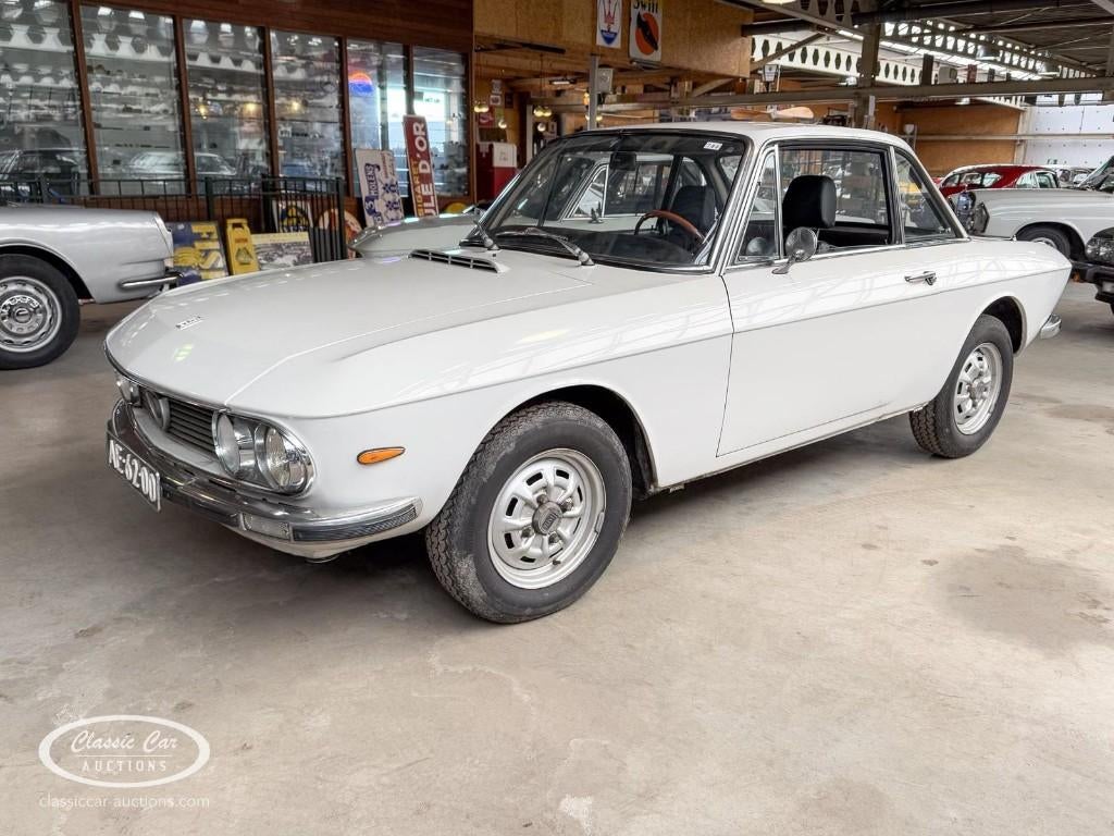 Lancia Fulvia 1.3 Sport S 1972 Wit, Auto's, Zwart, 4 cilinders, Wit, Leder