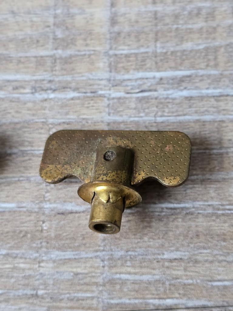 Antieke koperen opwindsleutels tbv antieke klokken & wekker, Ophalen of Verzenden
