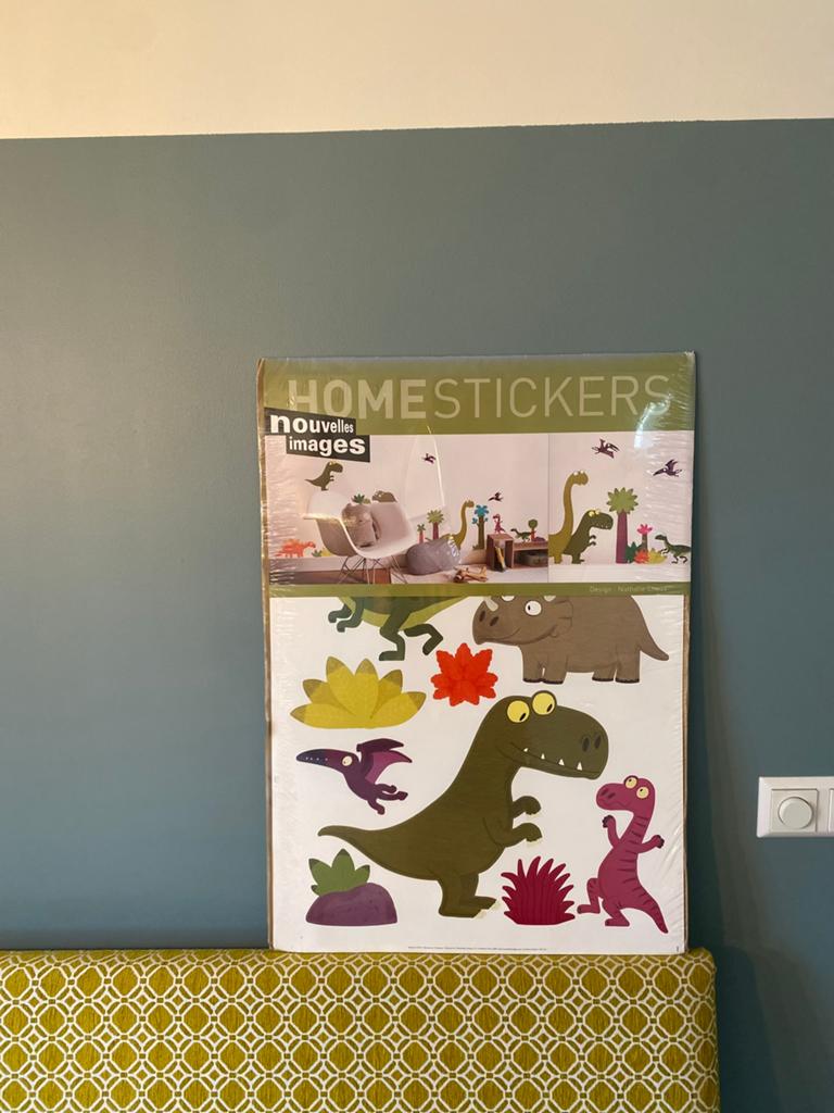 Vrolijke dinosaurus muurstickers voor Kinderkamer, Huis en Inrichting, Ophalen, Meerkleurig, Kunststof, Modern