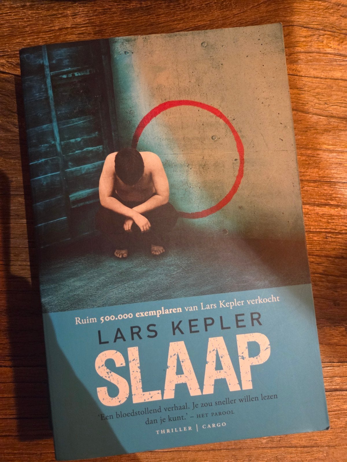 Slaap - Lars Kepler, Ophalen