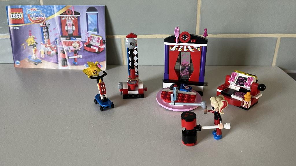 LEGO Harley Quinn Dorm 41236 (Lego DC SuperHero Girls), Kinderen en Baby's, Speelgoed | Duplo en Lego, Lego, Compleet, Ophalen of Verzenden