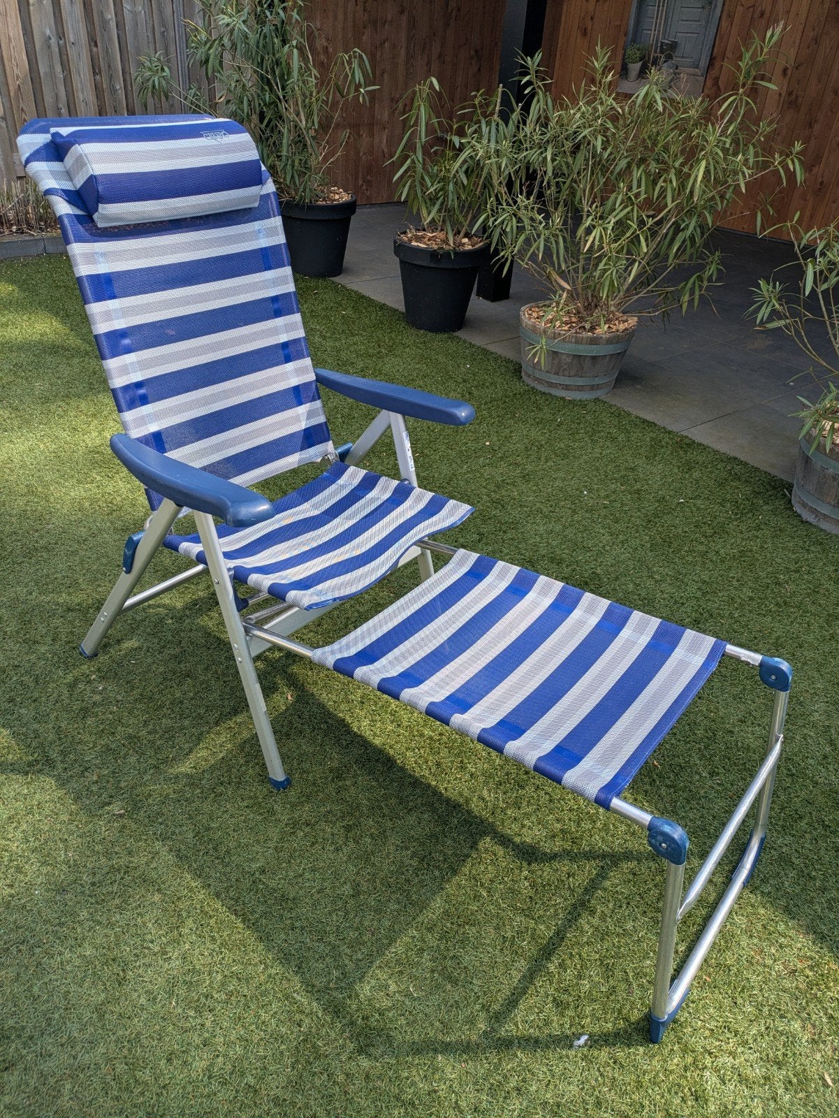 Crespo campingstoel met beensteun en hoofdkussen, Caravans en Kamperen, Ophalen, Campingstoel