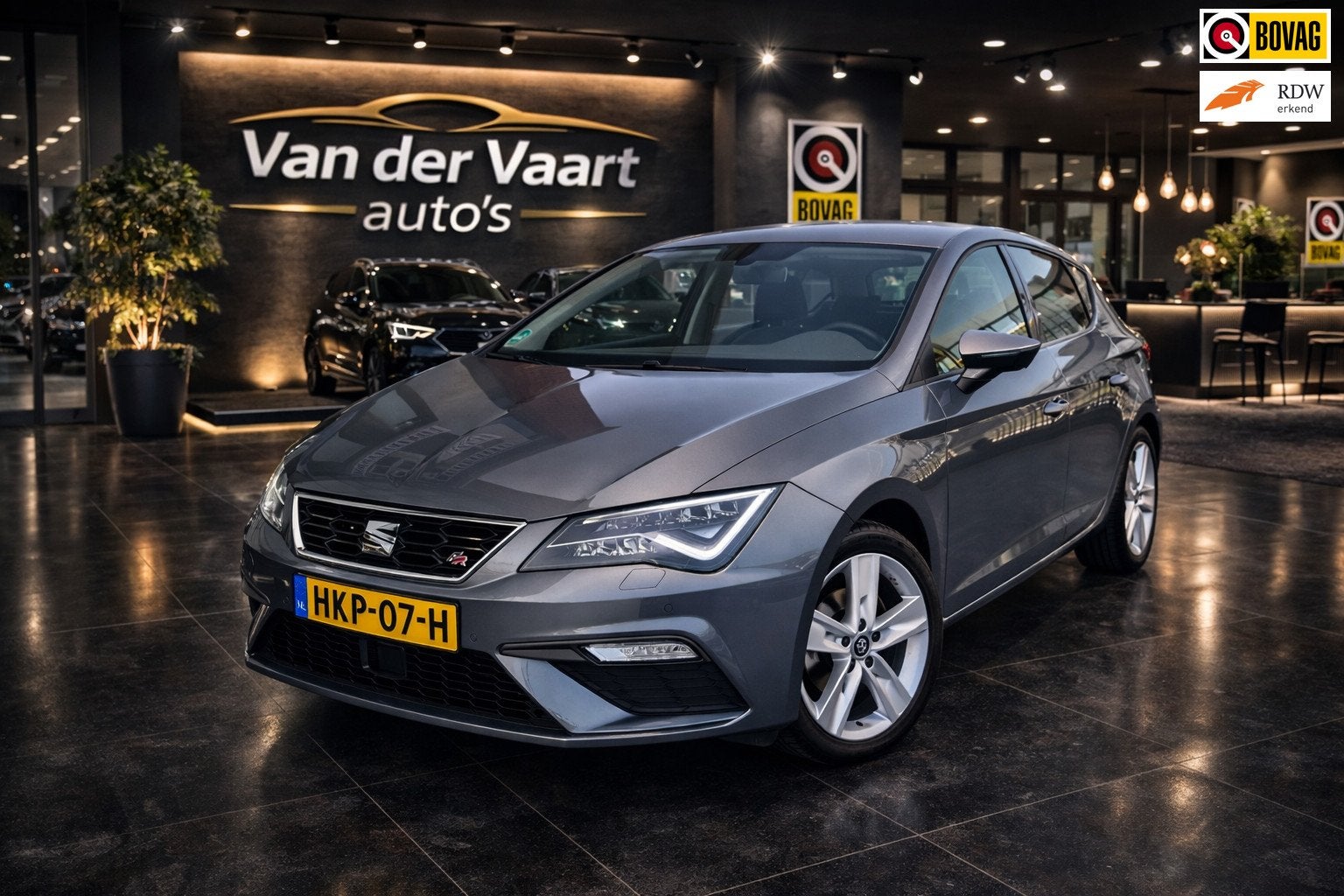 Seat LEON 1.8 TSI FR 180PK XENON LMV CLIMATE NAVI, Auto's, Voorwielaandrijving, Gebruikt, Euro 6, 4 cilinders
