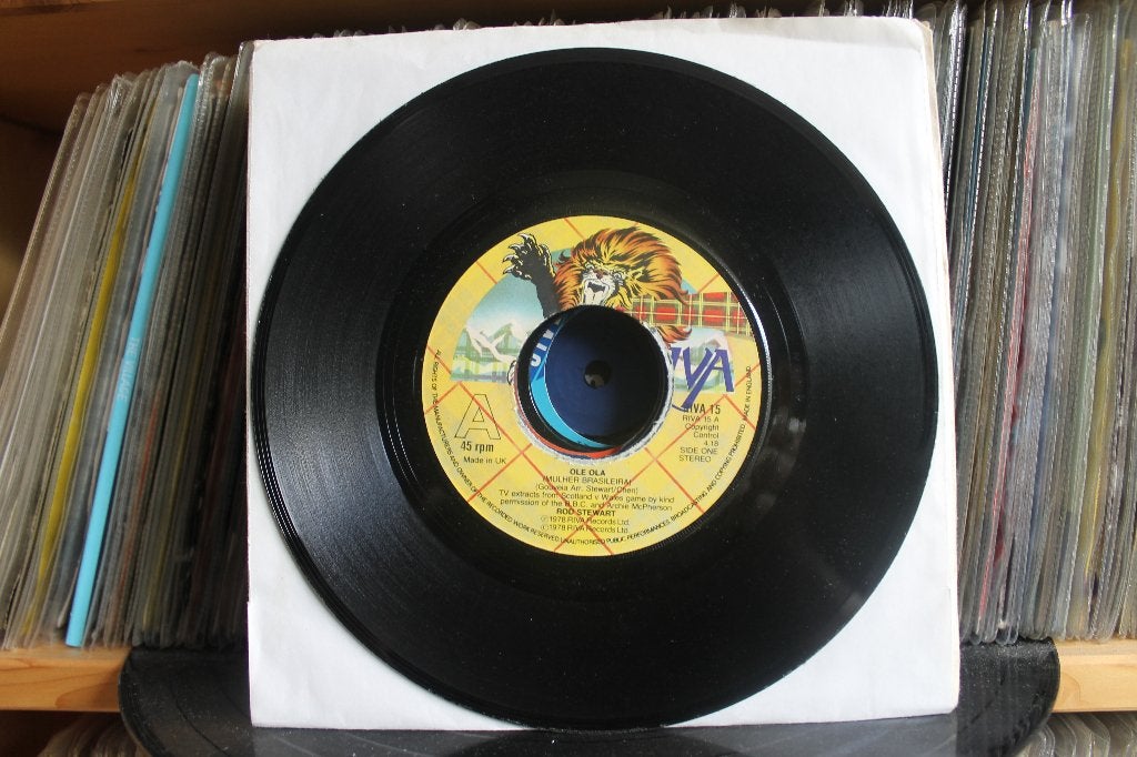 7" Single Rod Stewart - Ole Ola / I'd Walk A Million Miles F, Gebruikt, 7 inch, Ophalen of Verzenden, Pop