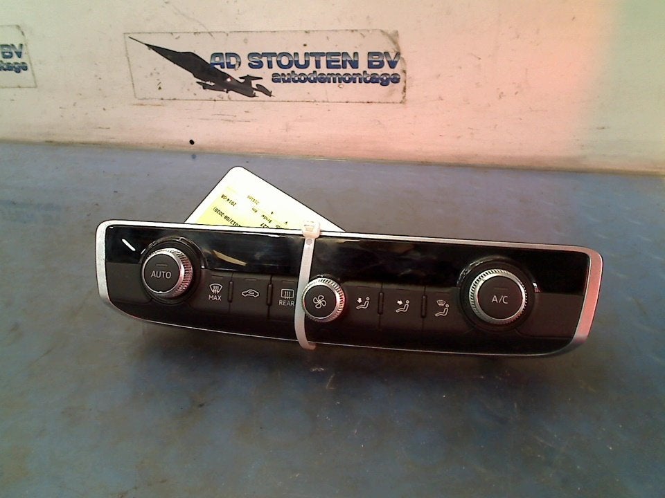 Bedieningspaneel Airco A3 Limousine (8VS/8VM) 2014, Gebruikt, Auto-Union-Straße  1, Ingolstadt 85057, , Duitsland, Info@audi.de