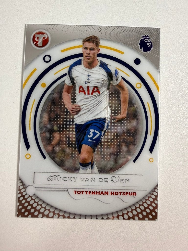 172 Micky van de Ven Pristine Premier League 2025-26, Ophalen of Verzenden, Nieuw, Buitenlandse clubs, Poster, Plaatje of Sticker