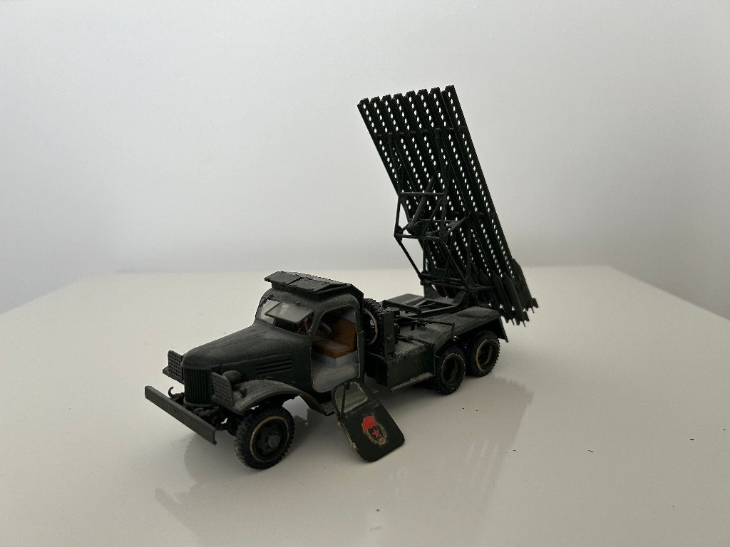 Militaire truck statisch modelbouw vintage, Hobby en Vrije tijd, Modelbouw | Auto's en Voertuigen, Ophalen of Verzenden, 1:32 tot 1:50