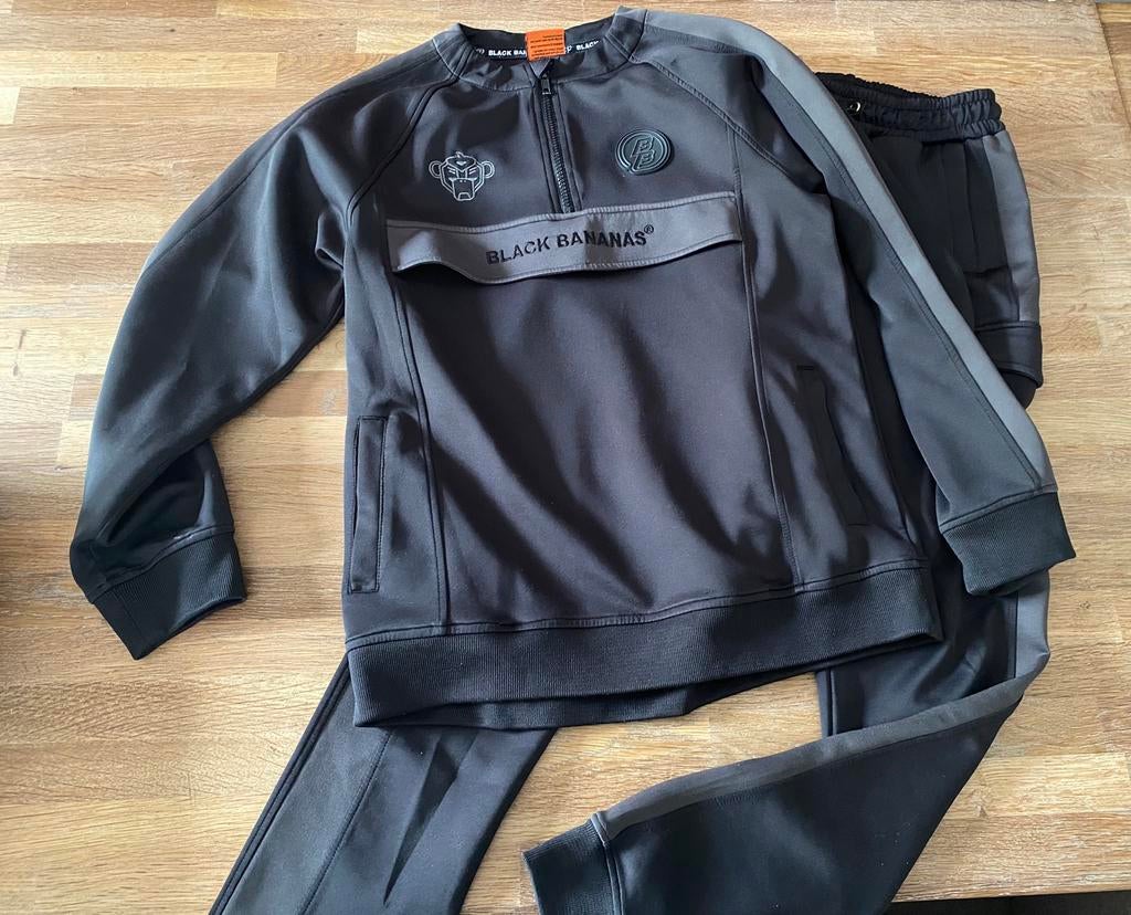 Black bananas jogging pak - mt 176, Kinderen en Baby's, Ophalen of Verzenden, Zo goed als nieuw, Jongen, Trui of Vest