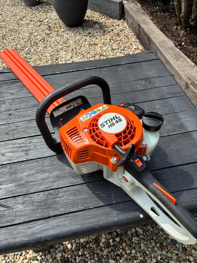 Stihl HS 45  heggenschaar 60 cm, Ophalen, Zo goed als nieuw, Benzine